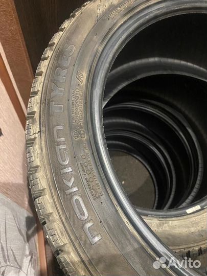 Nokian Tyres Hakkapeliitta 9 235/45 R18