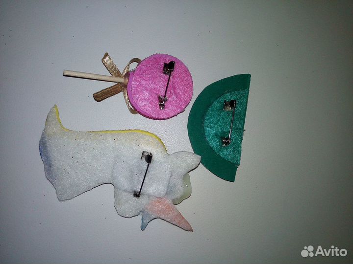 Брошь для девочки