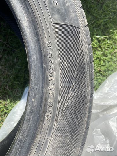 Yokohama BluEarth-ES ES32 215/55 R17