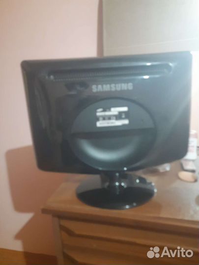 Монитор samsung