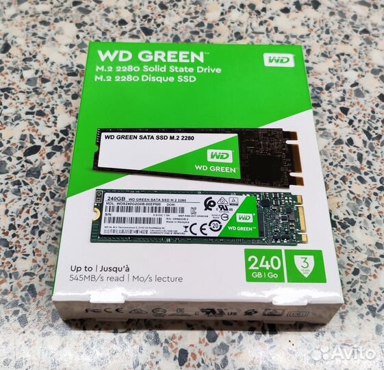 Western Digital Green M.2 240 Гб SATA III TLC V3
