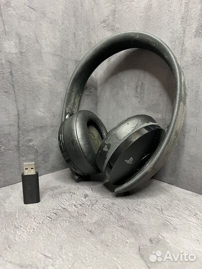 Наушники Sony Gold Wireless Headset 7.1 PS4/PS5