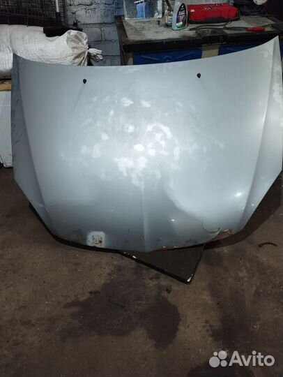 Капот на mitsubishi lancer 9