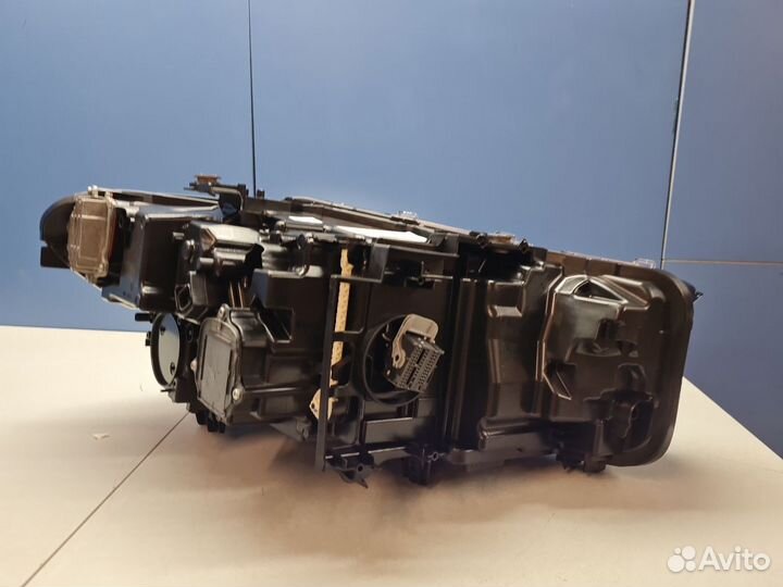 Фара левая BMW 5 G30 F90 2016