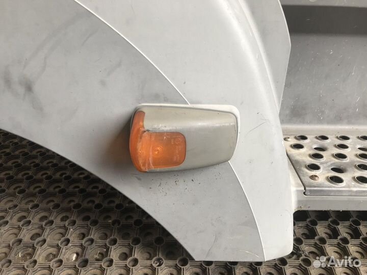 Корпус подножки правой Mercedes-Benz Axor