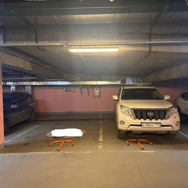 Машиноместо, 24 м²