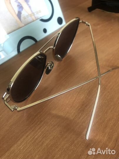 Солнцезащитные очки женские