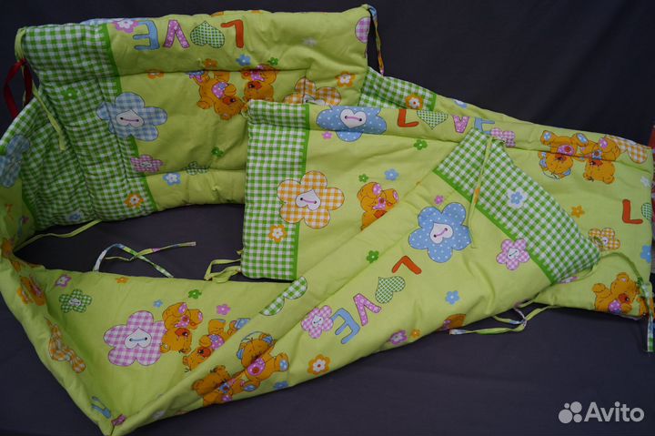 Бортики в детскую кроватку