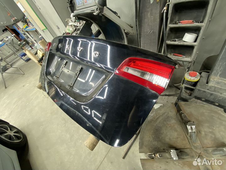 Крышка багажника Volvo s60