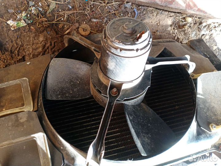 Радиатор с вентилятором