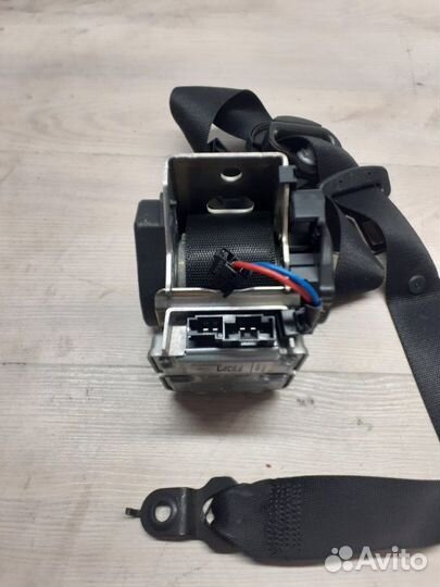 Ремень безопасности передний Mercedes E-Class W211