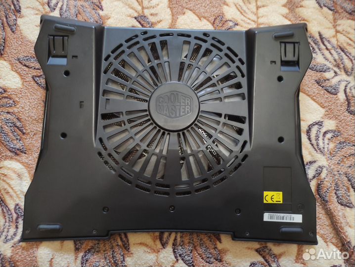 Подставка с охлаждением для ноутбука