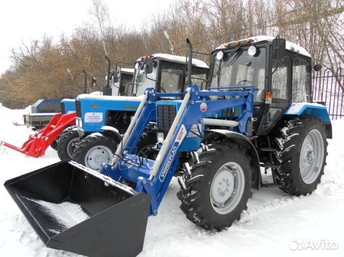 Тракторист (уборка территории )