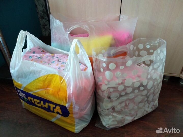 Продам пакетом вещи