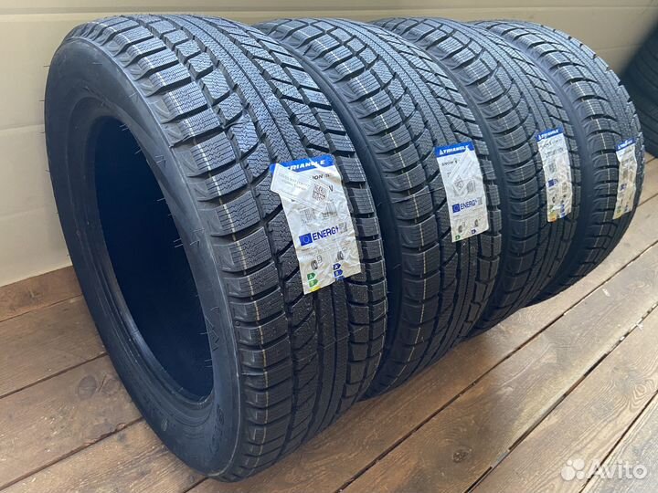 Triangle TR777 215/70 R16 104T