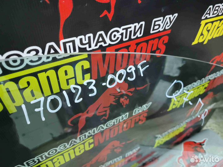 Стекло двери передней правой Audi Q7 4M