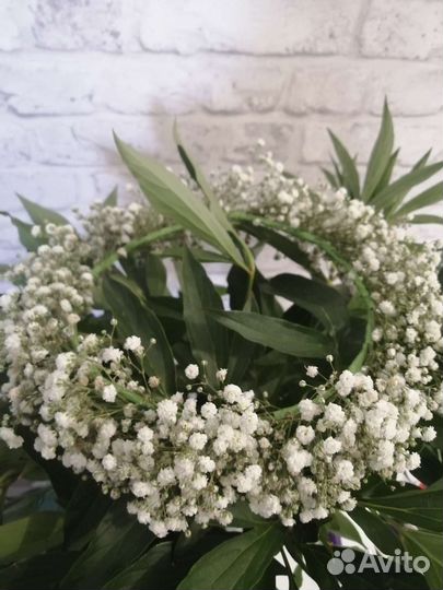 Венок на голову из цветов