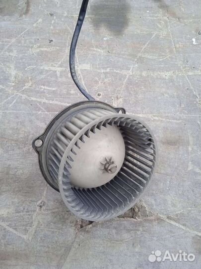 Вентилятор отопителя Grand Cherokee zj