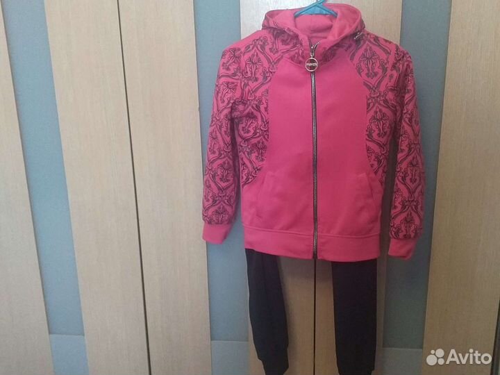 Спортивный костюм