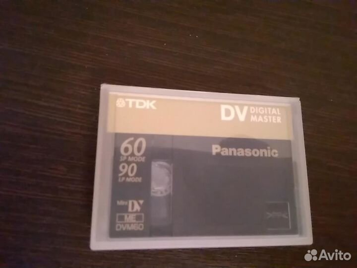 Видеокамера Canon MV790