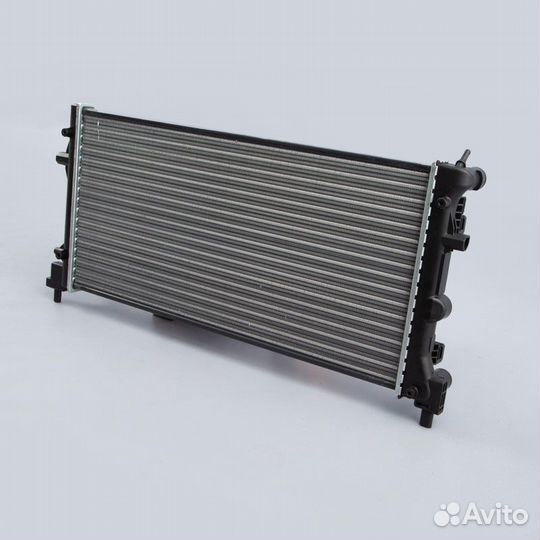 Радиатор охлаждения Фольксваген Поло 1.2-1.6 AT/MT