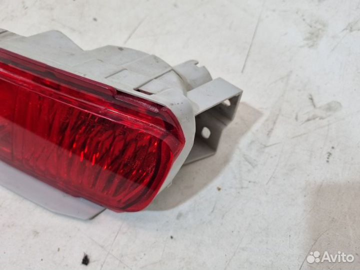 Фонарь противотуманный задний левый Toyota Land