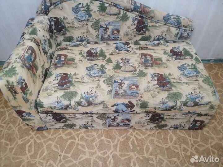 Детский диван бу