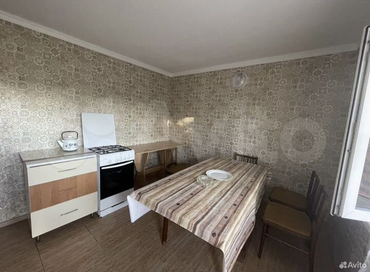 Комната 12 м² в 3-к., 1/1 эт.