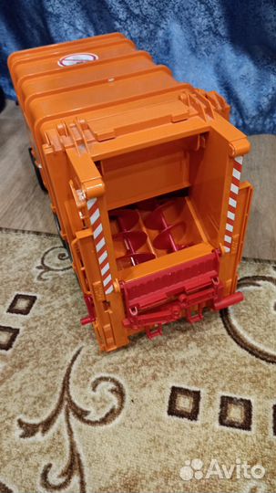 Мусоровоз Bruder Man