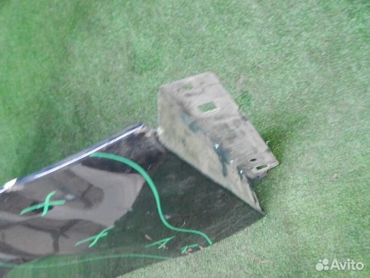 Крыло переднее правое Mercedes-Benz E-Class