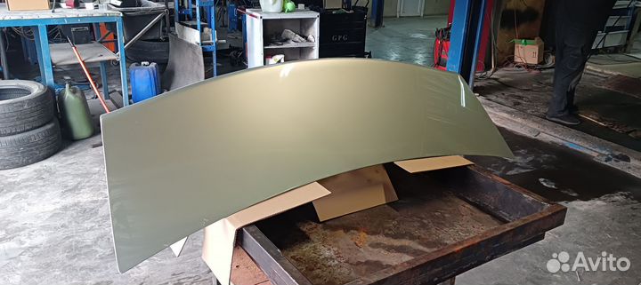 Крышка багажника на Рено Логан