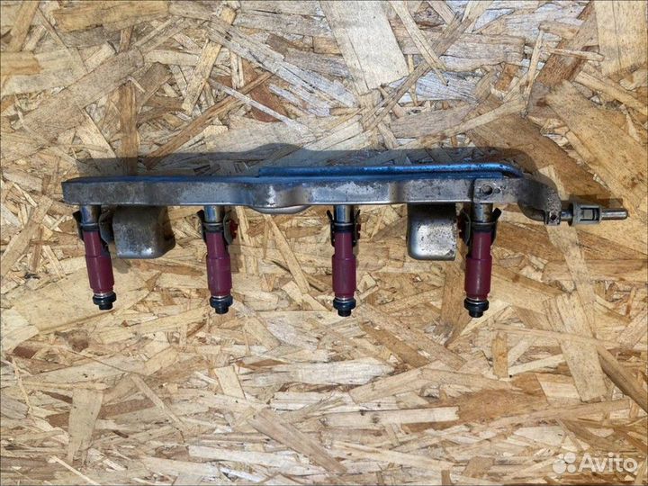 Рейка топливная (рампа) Mazda 3