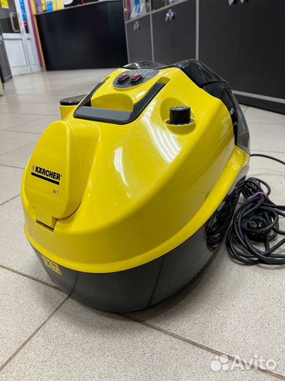 Паровой пылесос Karcher SV7