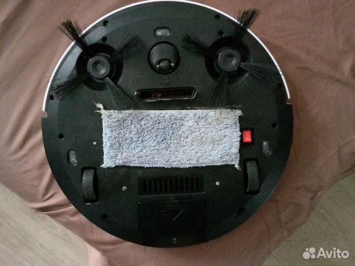 Робот пылесос