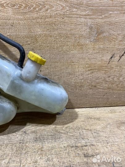 Бачок расширительный Mazda 6 GG B37