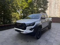 Toyota Hilux 2.8 AT, 2024, 50 км, с пробегом, цена 7 450 000 руб.