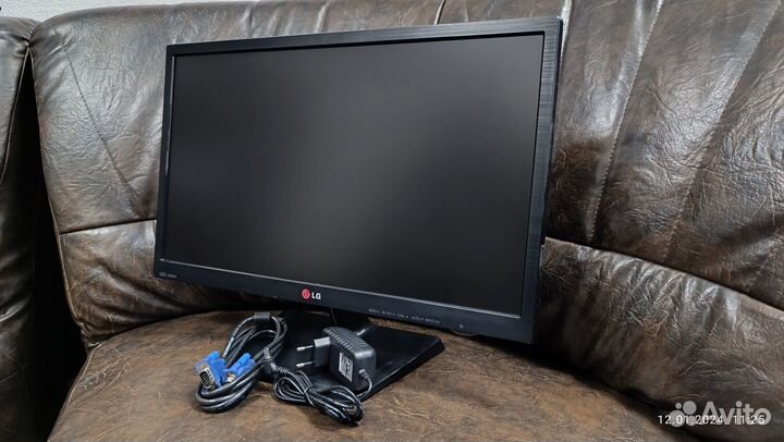 Монитор LG Full HD