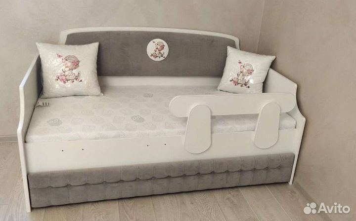 Кровать детская