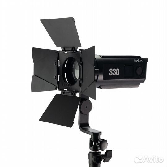 Осветитель светодиодный студийный Godox S-30