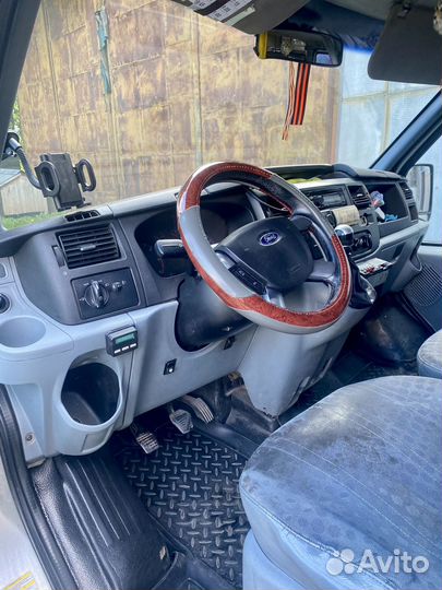Городской автобус Ford Transit, 2012