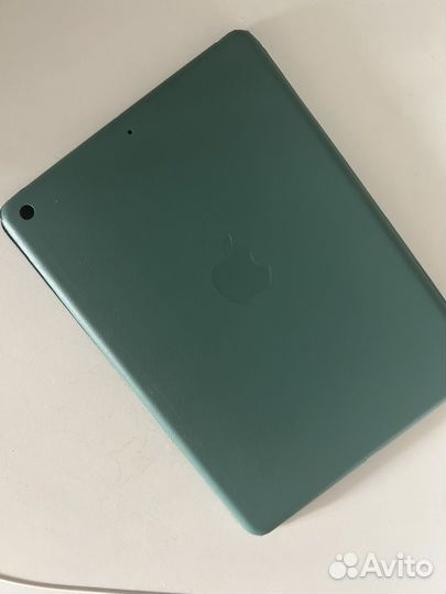 Чехол на iPad 2017