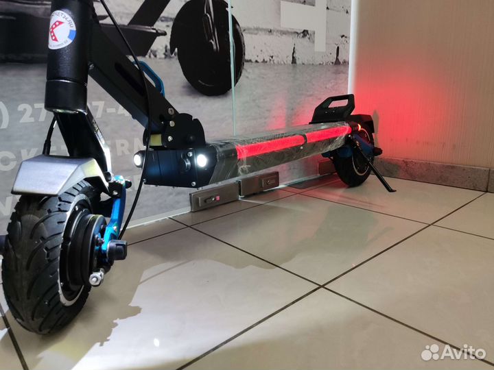 Электросамокат White Siberia Sputnik