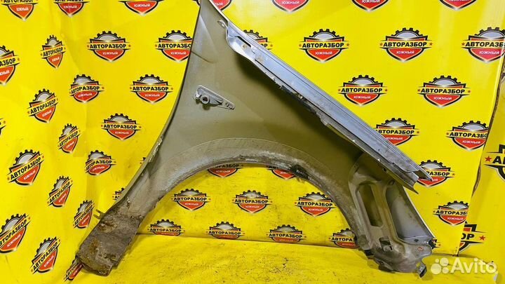 Крыло переднее левое Renault Sandero