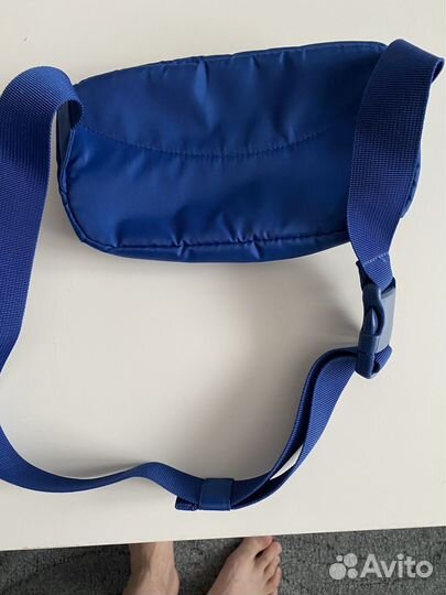 Сумка на пояс Levis