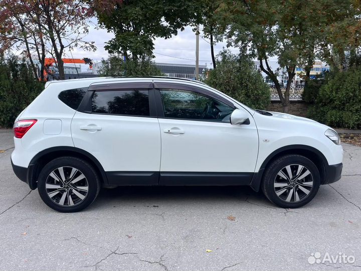 Nissan Qashqai 2.0 CVT, 2010, 215 100 км