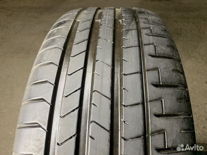 Pirelli P Zero PZ4 245/45 R20