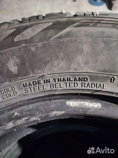 Dunlop Grandtrek AT3 215/75 R15