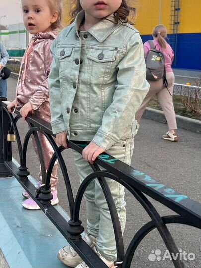 Костюм (джинсы,джинсовка) Crockid на девочку 98