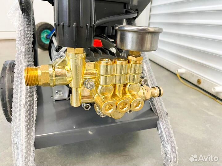 Мойка высокого давления профессиональная 250 бар