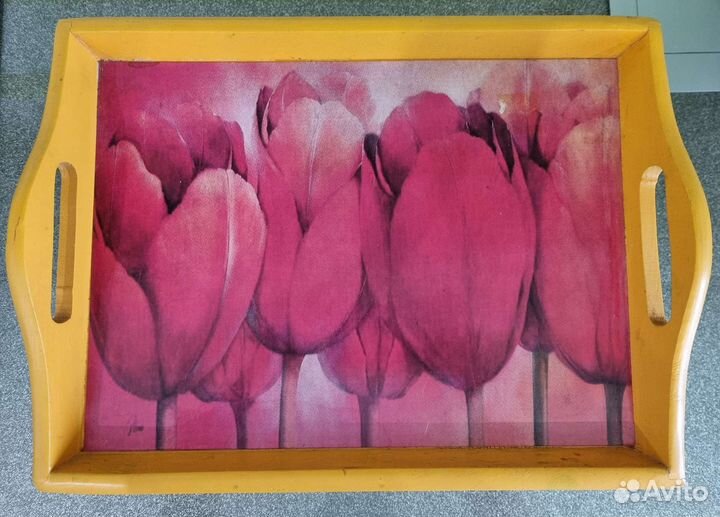 Поднос-столик на ножках